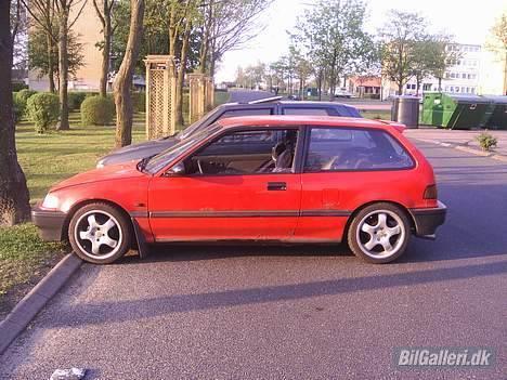 Honda Civic - Slået ihjel  billede 7