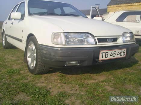 Ford Sierra Ghia billede 3