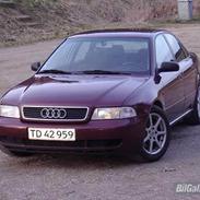 Audi A4 1,8 Turbo **SOLGT**
