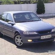 Opel Vectra **Solgt**