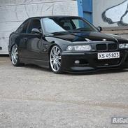 BMW 320 I Coupe     SOLGT