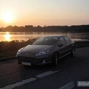 Peugeot 407 2.0 HDi XT 4d