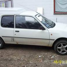 Peugeot Multivan - SOLGT