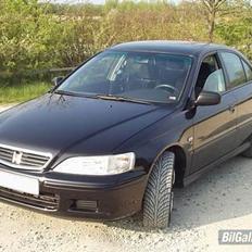 Honda Accord 2.0 - SOLGT