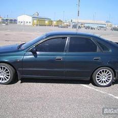 Toyota Carina E-- Solgt--