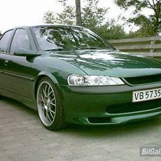 Opel .vectra B - SOLGT