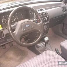 Ford Escort 1988 TIL SALG 7000