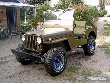 Jeep CJ2A - sikkert den mest fotograferede willys i DK.. den er helt bleg af blitslys efterhånden!  billede 7