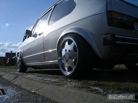 VW Golf 1 GTI Solgt billede 13