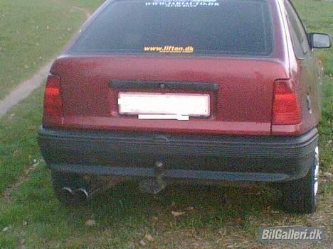 Opel Kadett E 1.3s CC SOLGT billede 4