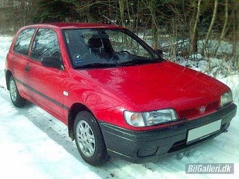 Nissan Sunny "Gadekrydset" - Da jeg fik den (på nærd de hvide sideblink) billede 18