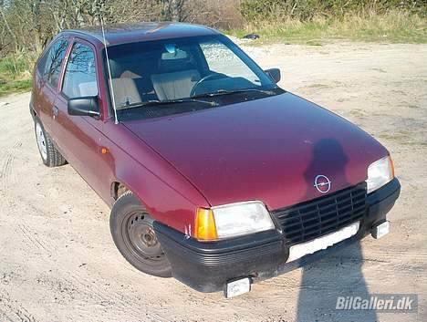 Opel Kadett E 1.3s CC SOLGT billede 10