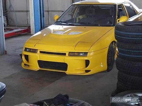 Mazda 323F SOLGT! billede 1