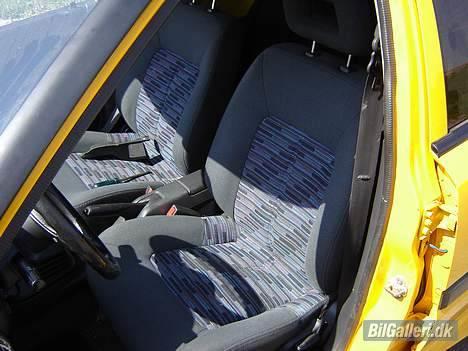 Mazda 323F SOLGT! billede 9