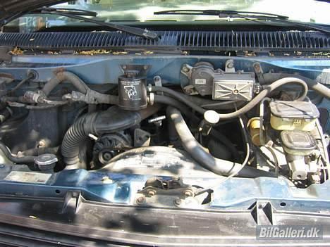 Chevrolet Astro Van 4.3 l "Solgt" - Og til dem der gerne vil se under the hood.. kig til i bliver trætte.. billede 7