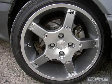 Honda civic i-vt - momo tuner fælge billede 8