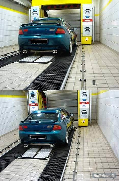 Mazda 323F 2.0 GT V6 Solgt - der vil komme et hvidt tågelys glas i når jeg har fundet et !! billede 12