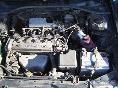 Toyota Carina E-- Solgt-- - Den trænger til en lille motorvask!! billede 6