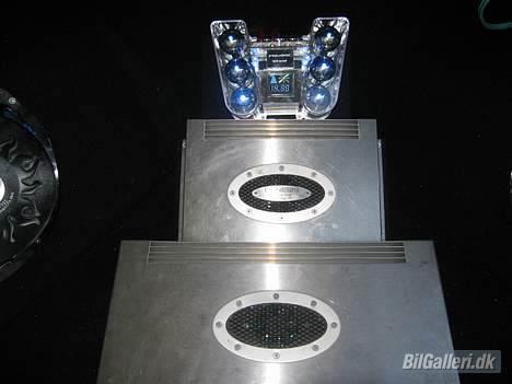 Toyota Corolla 1,6 GSI - SOLGT billede 14