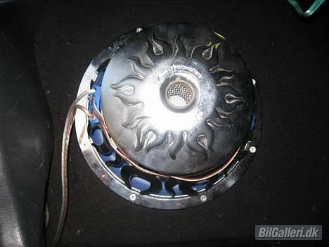 Toyota Corolla 1,6 GSI - SOLGT billede 16