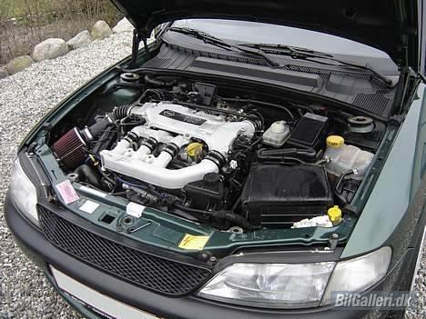 Opel Vectra B V6 CD (solgt) - hjertet i vognen billede 17