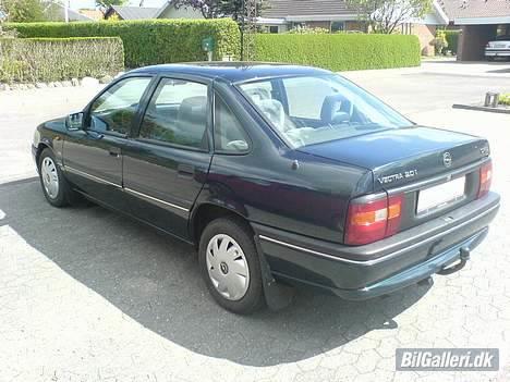 Opel Vectra A 2.0i CDX *SOLGT* - Bilen som den så ud da jeg købte den billede 3
