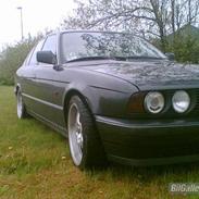 BMW 524 td solgt