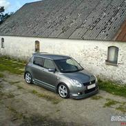 Suzuki Swift ( SOLGT )