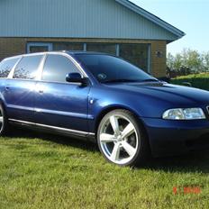 Audi A4 Avant 1,8T (SOLGT)