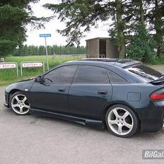 Mazda 323F *TOTALSKADET*