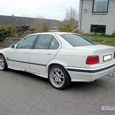 BMW E36 318i *SOLGT*