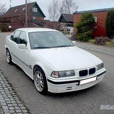 BMW E36 318i *SOLGT*