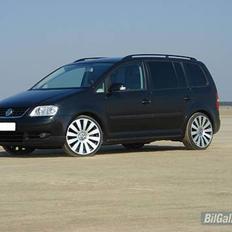 VW Touran 1.9 TDI - 20" CROM