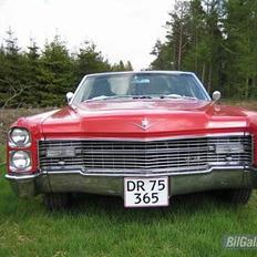 Cadillac De Ville Convertible