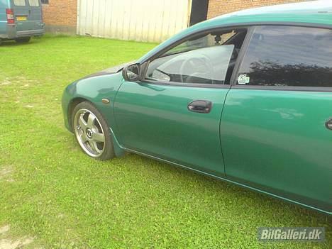 Mazda 323f - ja det var så en a de dage hvor jeg kørte en a mine venner hjem så ville jeg ta nogle billeder jeg troede de blev gode men kunne nu godt ha været bedre billede 3