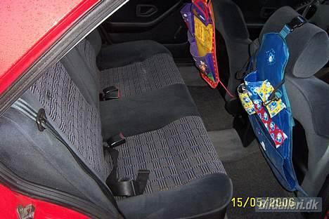 Peugeot --SOLGT-- 405 SI - Bagsædet billede 6