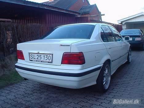 BMW E36 318i *SOLGT* billede 6