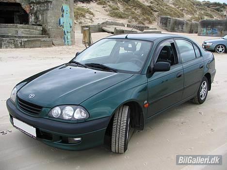 Toyota avensis 1,8 billede 1