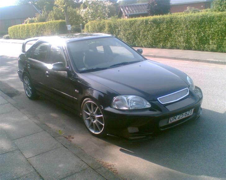 Honda Civic VTI 160HK (SOLGT) - Hjem kære hjem kalder på køretur. billede 5