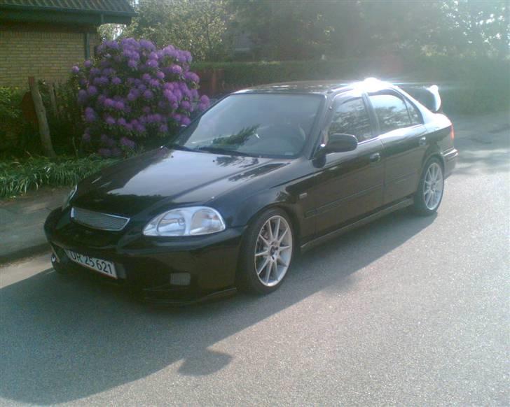 Honda Civic VTI 160HK (SOLGT) - Næsten standard billede 6