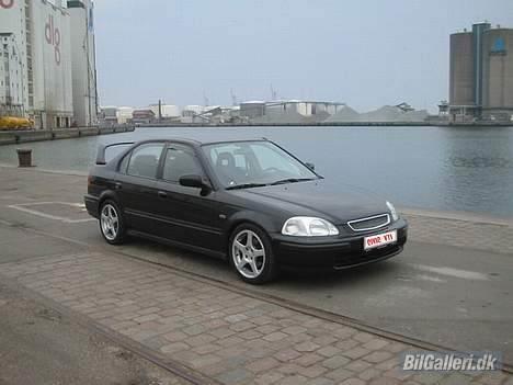 Honda Civic VTI 160HK (SOLGT) - Flyveperspektiv billede 8