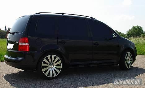 VW Touran 1.9 TDI - 20" CROM - 19" A8  /  mørkeruder :-) billede 3