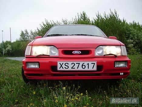 Ford SIERRA GLX 2.0i billede 2