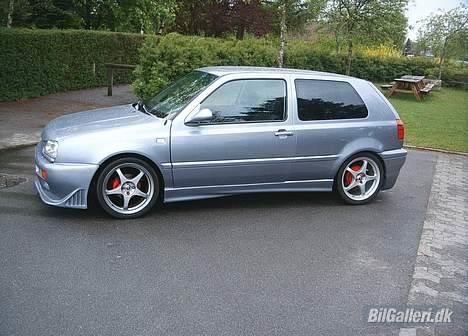 VW Golf 3 ...:::SOLGT:::... billede 1