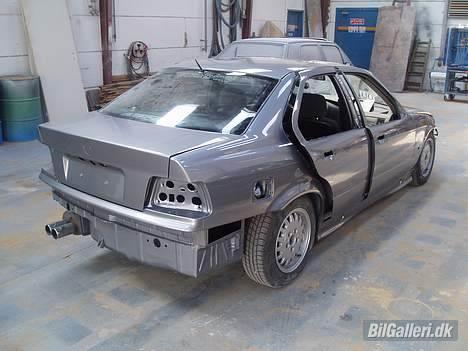 BMW 320 turbo *solgt* billede 6