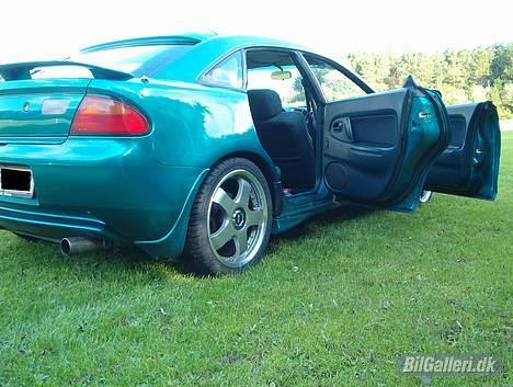 Mazda 323F 2.0 GT V6 Solgt - Smid en stemme og en snak om hva du syntes om  bilen  :-) billede 15