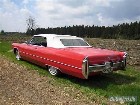 Cadillac De Ville Convertible - Her med toppen oppe . billede 4