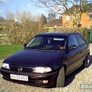 Opel astra gsi 16v **knust**