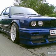 BMW E30