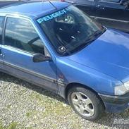 Peugeot 106